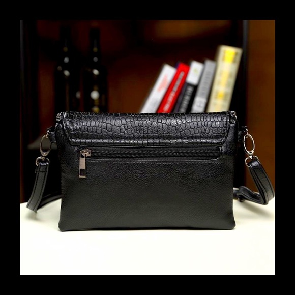 Handbag - Picture 2 of 2